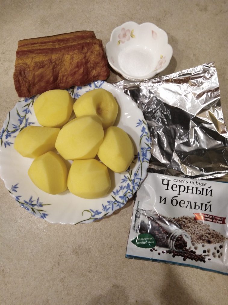 Фото рецепта - Картофель, запеченный в беконе (в фольге) - шаг 1