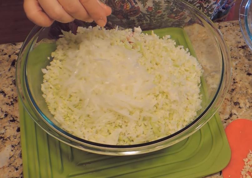 Голубцы ленивые рецепт с рисом, фаршем и манной крупой  в кастрюле фото