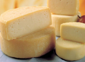 Как можно приготовить сыр Качотта в домашних условиях
