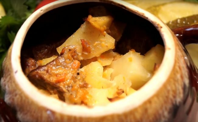 Жаркое из свинины с картошкой в духовке рецепт с фото пошагово и видео