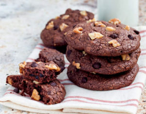 Песочное печенье с какао и орехами: пошаговый рецепт