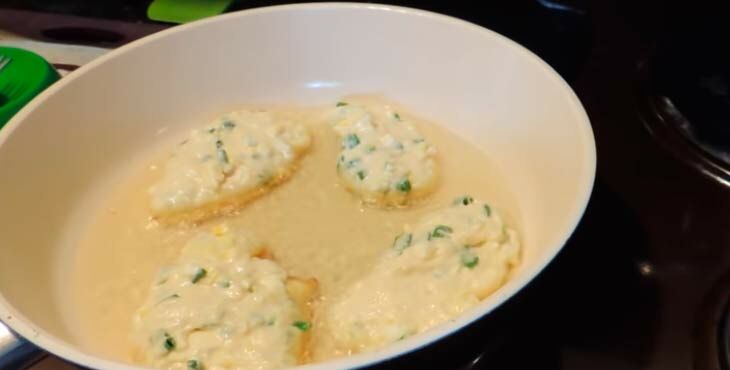 Пирожки с яйцом и зеленым луком жареные на сковороде: вкусные рецепты