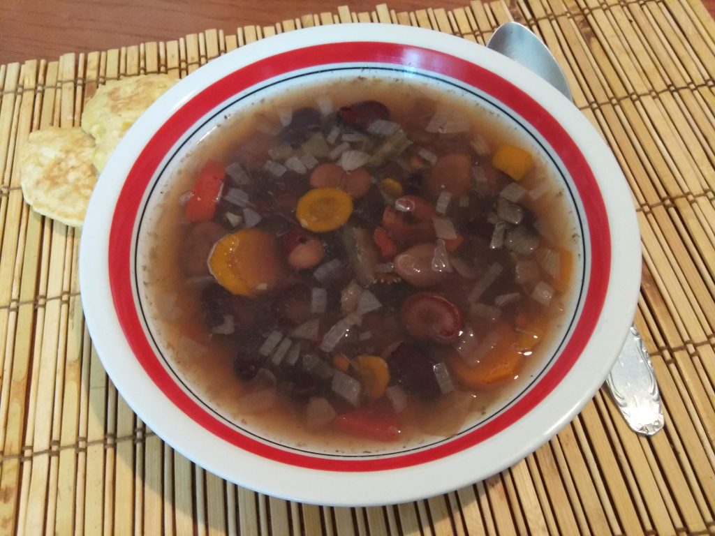 Фото рецепта - Суп без мяса из соевых бобов - шаг 5