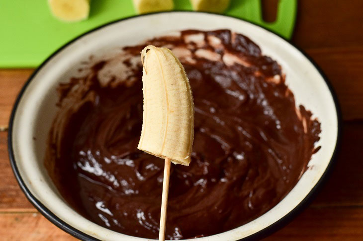 Бананы в шоколаде - способы приготовления десерта