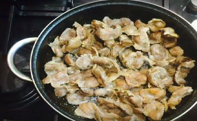 Как приготовить куриные желудки, чтобы были мягкие?