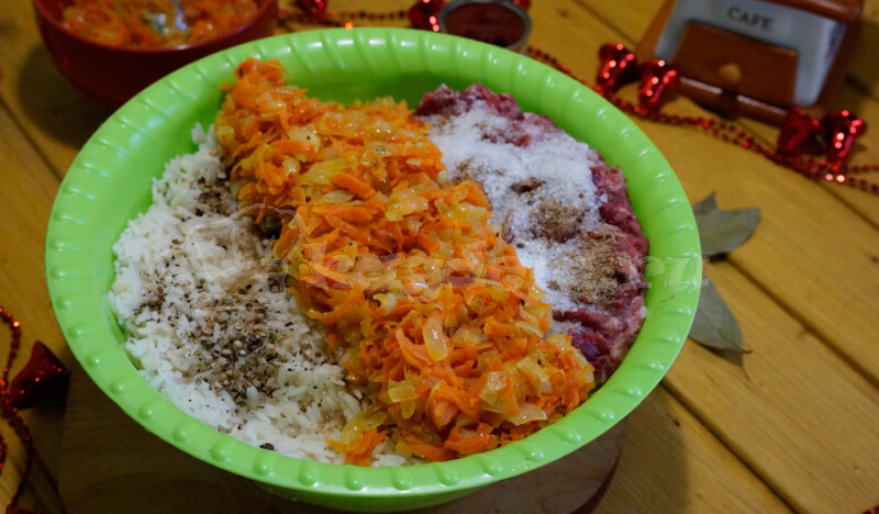 Голубцы с фаршем и рисом - пошаговые рецепты с фото