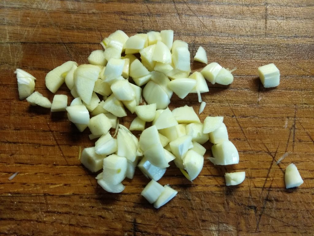 Фото рецепта - Овощное рагу из капусты и картофеля - шаг 5