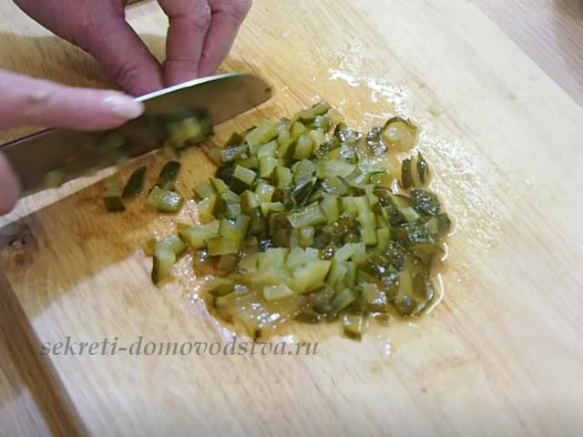 Пошаговые рецепты приготовления оливье с говядиной