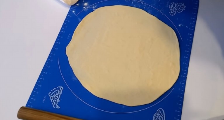 Пицца Маргарита — пошаговый классический рецепт с фото