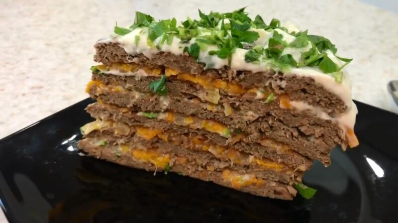 Печеночный торт из говяжьей печени с морковью и луком (готовим дома с пошаговыми фото)