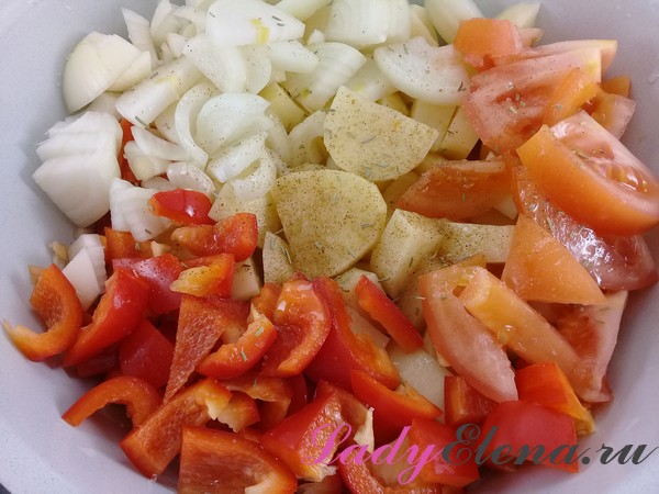 Картофель, запеченный с овощами – кулинарные рецепты