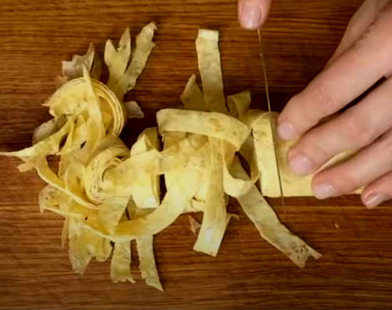Салаты из свежей капусты (белокочанной): простые и вкусные рецепты на каждый день