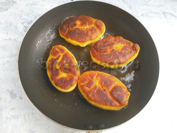 Пирожки жареные с мясом - пошаговый рецепт с фото