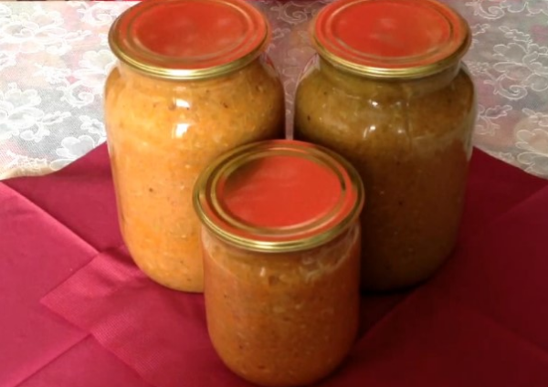 Кабачковая икра с томатной пастой: лучшие рецепты на зиму в домашних условиях