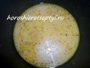 Грибной суп с сыром в мультиварке