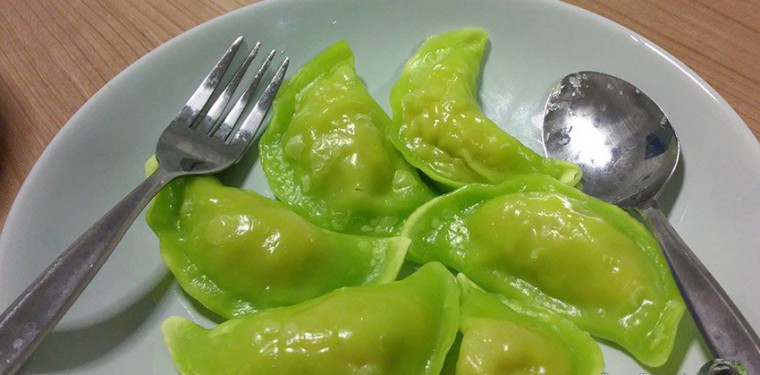 Готовим зеленые пельмешки на пару