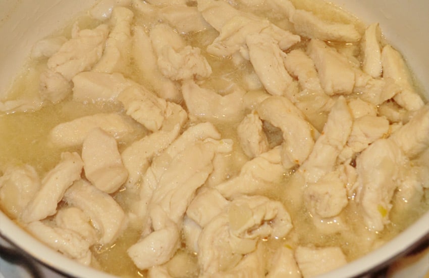 Как правильно приготовить куриное филе? 4 простых и быстрых рецепта сочного филе курицы на сковороде