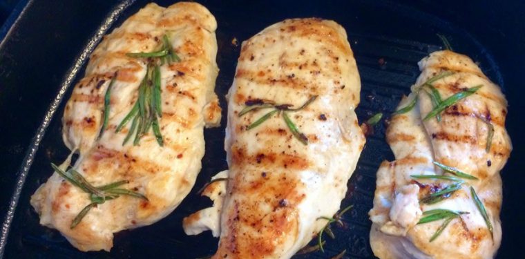 Как правильно приготовить куриное филе? 4 простых и быстрых рецепта сочного филе курицы на сковороде
