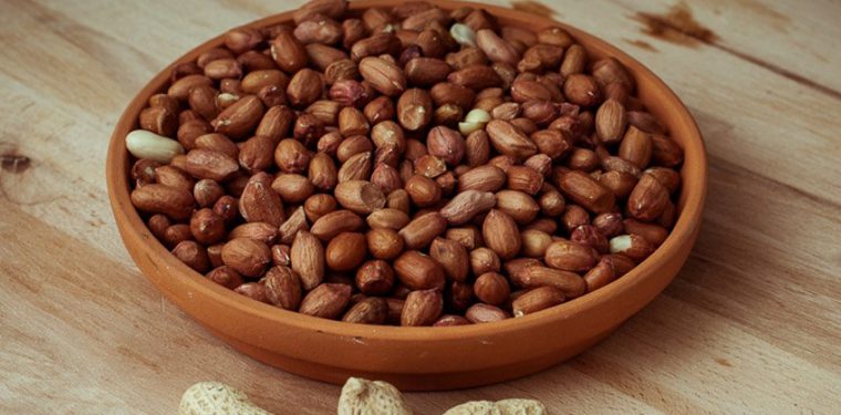 Как правильно жарить арахис на сковороде разными способами — лучшие рецепты с видео