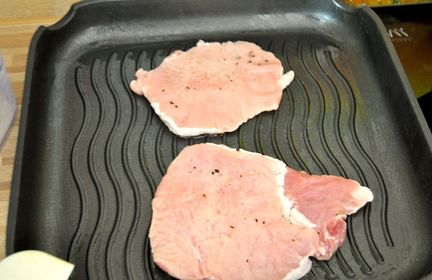 5 потрясающих рецепта - как вкусно пожарить стейк свинины на сковороде