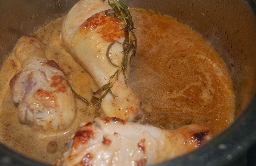 8 простых рецептов как вкусно приготовить куриные голени на сковородке