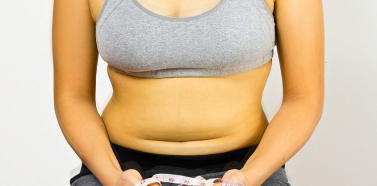 4 причины, почему вы набираете жир на животе и чем это опасно для здоровья