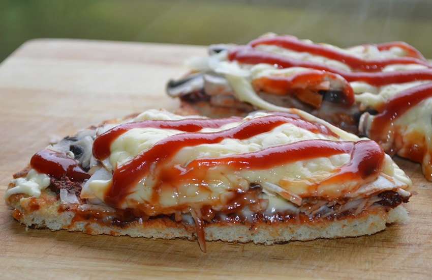 Как приготовить быструю пиццу на сковороде – пошаговый рецепт с аппетитными фото