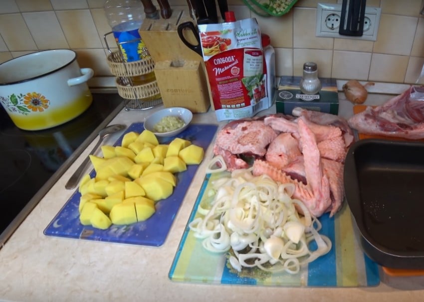 Утка с картошкой в духовке: рецепты запеченной утки в домашних условиях