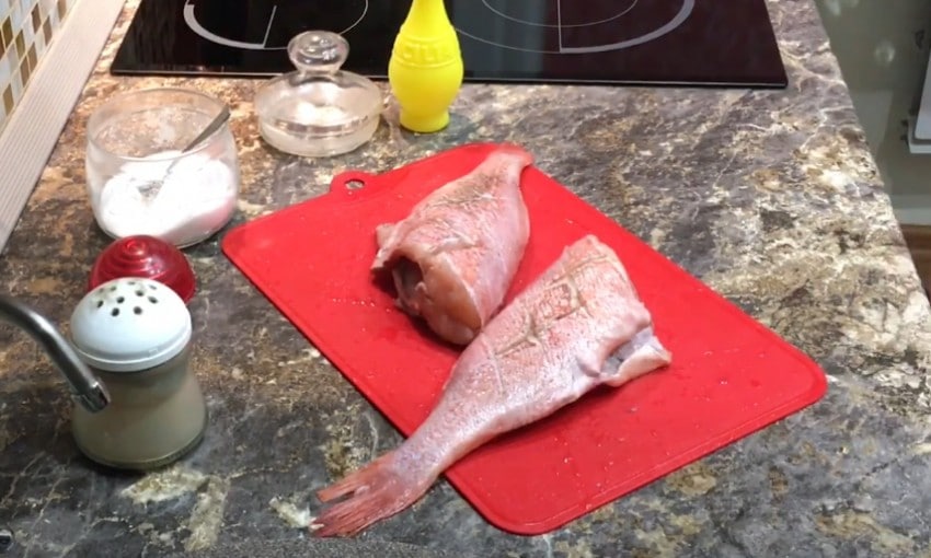 Как вкусно приготовить морского окуня на сковороде? Рецепты жаренного окуня