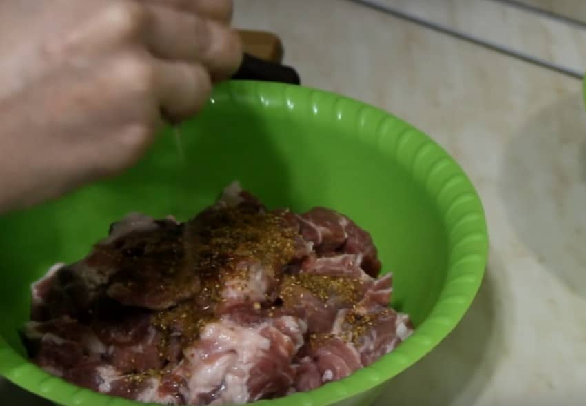 Как потушить свинину, чтобы она была мягкой и сочной? 6 рецептов вкусного мяса свинины