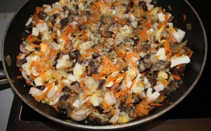 Фаршированные кальмары в духовке – 6 простых и вкусных рецептов приготовления