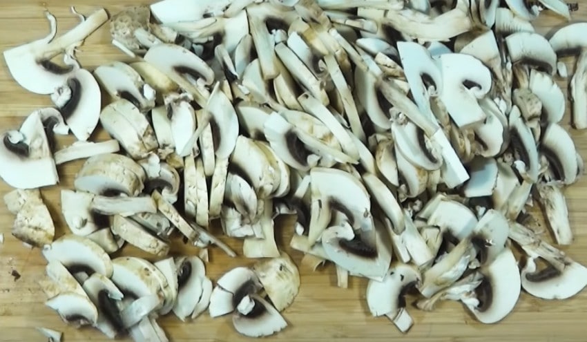 Как пожарить грибы шампиньоны в домашних условиях быстро и вкусно?