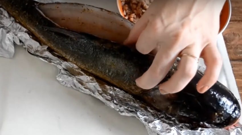 Толстолобик в духовке – 4 рецепта приготовления запеченной рыбы