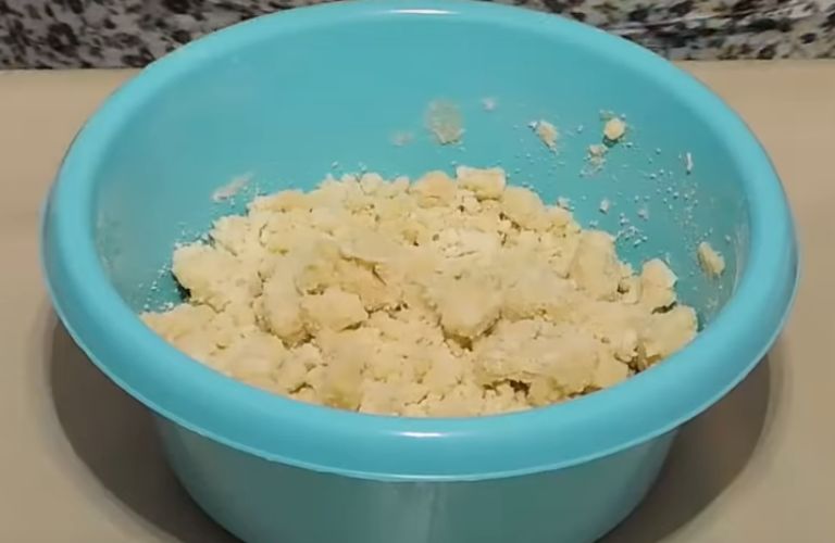 Заливной пирог на майонезе в духовке – 5 рецептов быстрых и вкусных пирогов