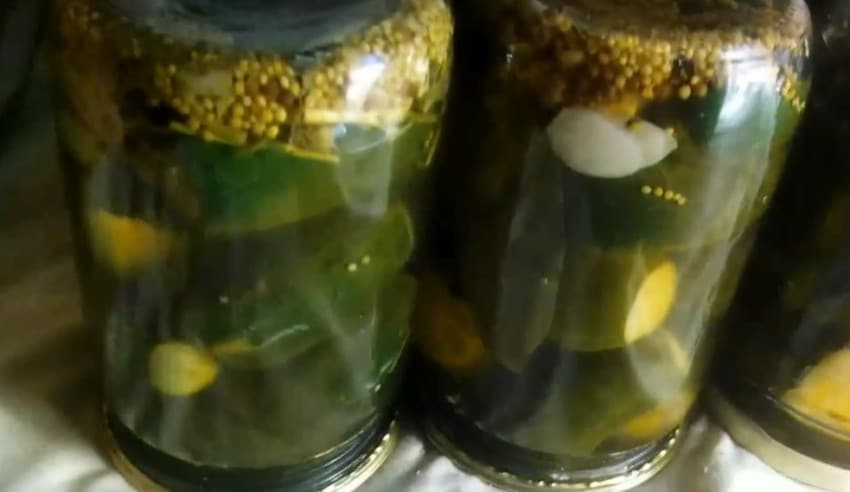 Огурцы, маринованные с семенами горчицы – 4 рецепта хрустящих огурцов на зиму