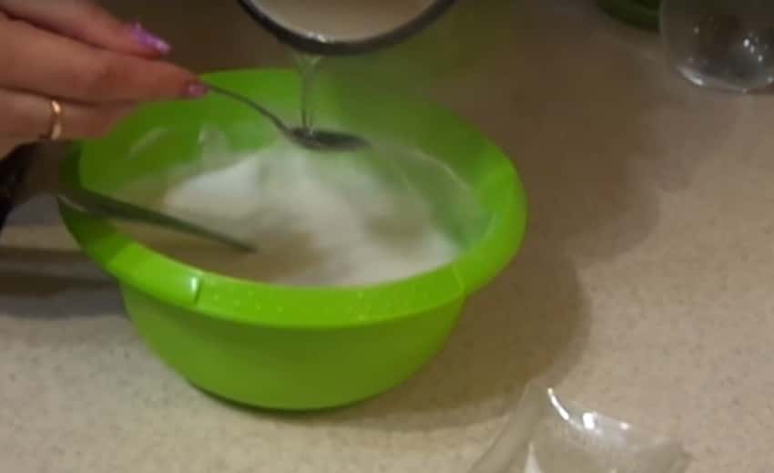 Блины на йогурте – рецепты тонких с дырочками блинчиков на питьевом йогурте