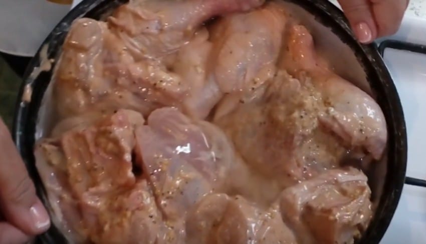 Курица в майонезе на сковороде: 5 рецептов приготовления