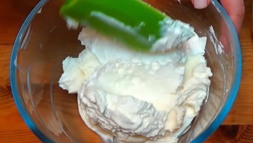 Крем из маскарпоне и сливок для торта: 5 рецептов