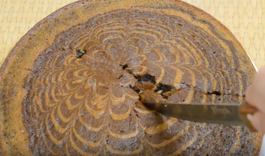 Пирог на кефире в духовке – 9 рецептов заливного пирога быстро и вкусно