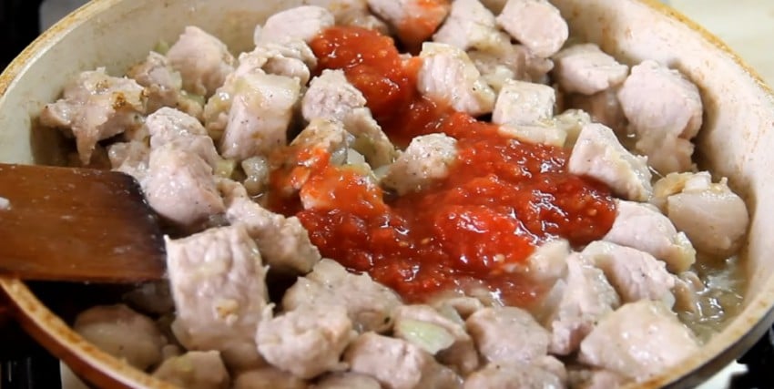 Свинина в томатном соусе: 7 рецептов приготовления свинины