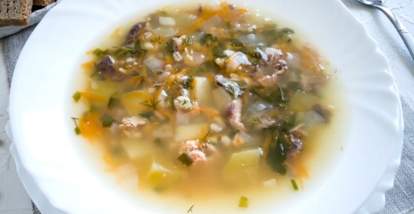 Уха из головы горбуши просто и вкусно: 5 рецептов рыбного супа из голов