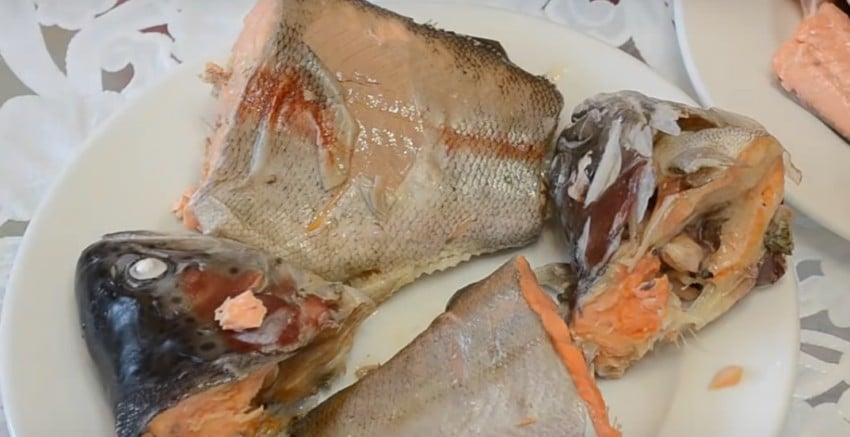 Уха из красной рыбы в домашних условиях: простые и вкусные рецепты