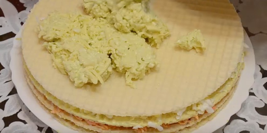Закусочный торт из вафельных коржей – 4 рецепта приготовления в домашних условиях