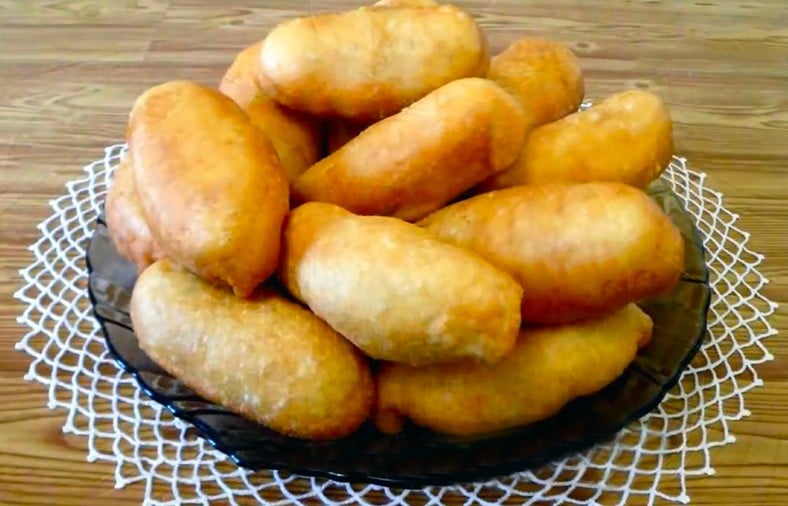Пирожки «Как пух» на кефире — рецепт с пошаговыми фото и видео