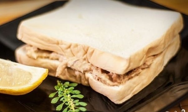 Бутерброды с консервированным тунцом —  рецепты приготовления