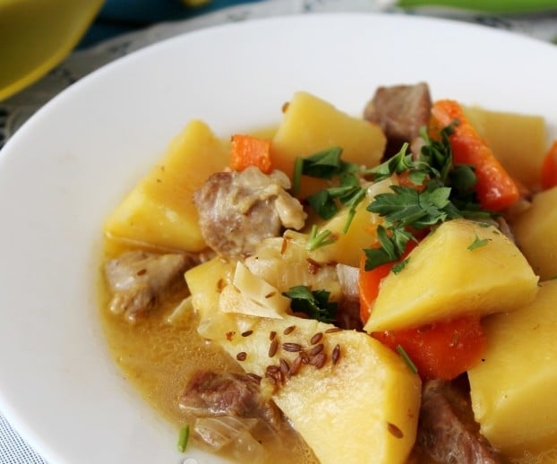 Узбекское блюдо кавардак – мясо с картошкой