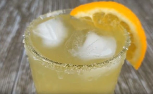 Самые вкусные рецепты освежающего летнего лимонада