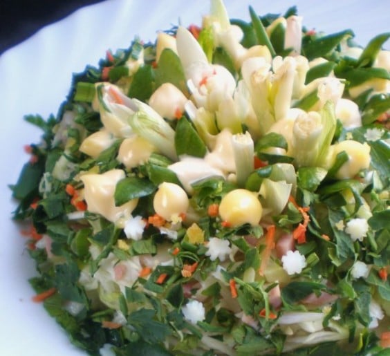 Легкий салат «Весна»: классический рецепт и несколько вариантов