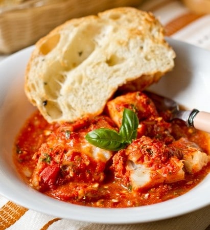 Треска в томатном соусе – кулинарные рецепты пошагово